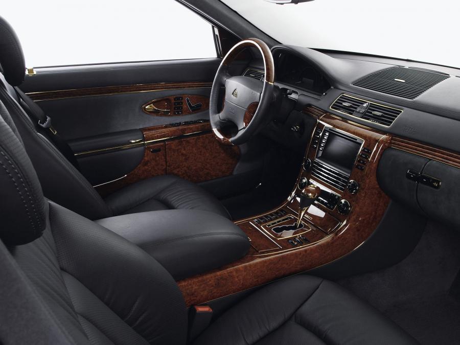 Интерьер Maybach 57 (W240) 2002 года  (фото 82 из 95)